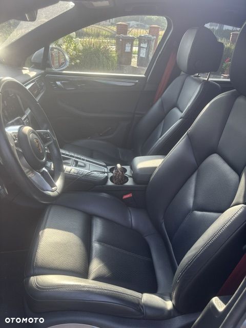 Porsche Macan Standard - 6