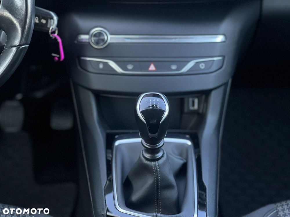 Peugeot 308 1.5 BlueHDi Active Pack Business S&S - 26