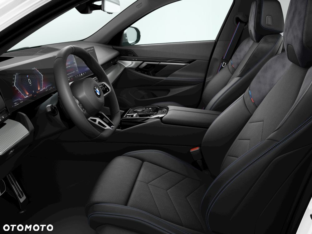 BMW Seria 5 520d xDrive mHEV M Sport Edition - 7