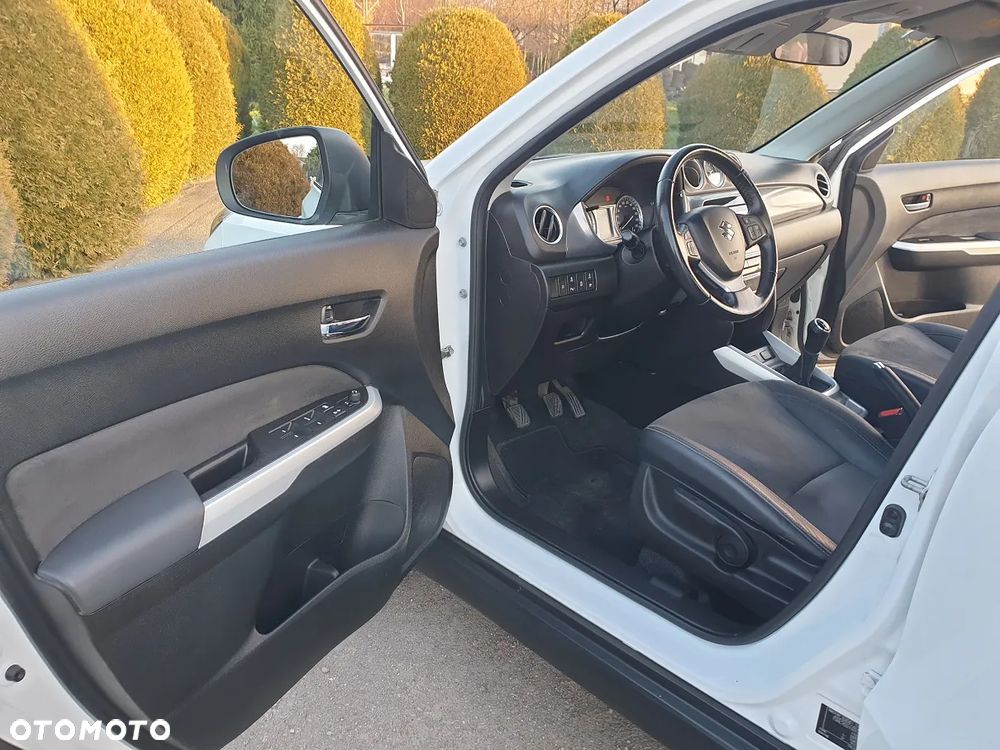 Suzuki Vitara 1.6 Premium 2WD - 10