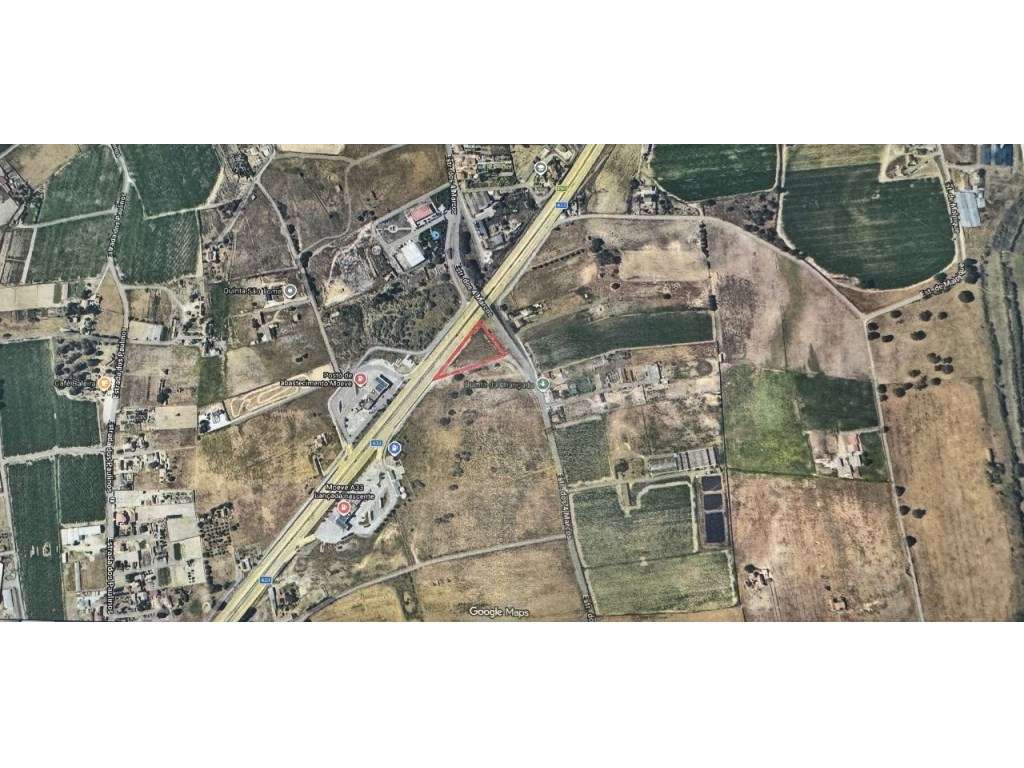 Terreno junto autoestrada - Grande imagem: 4/5
