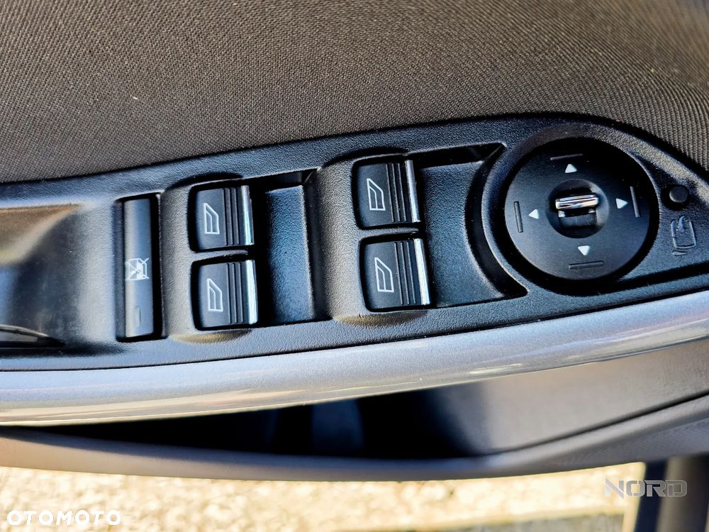 Ford Focus 1.0 EcoBoost STart-Stopp-System Titanium - 17