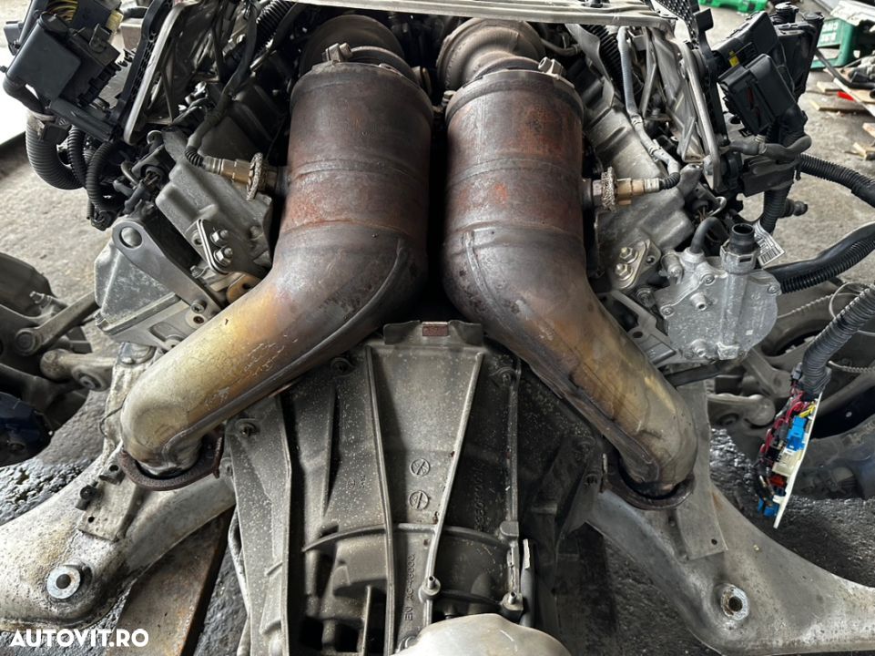 set catalizatoate bmw M5 f10 M6 560hp. benzina originale perfect funcționale 65000km. 4.4 biturbo