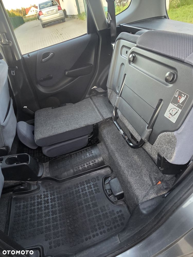 Honda Jazz 1.4 CVT ES - 12