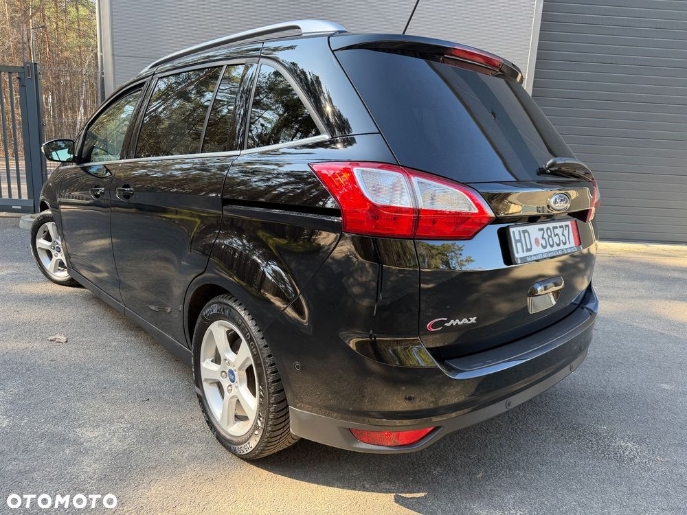 Ford Grand C-MAX - 10