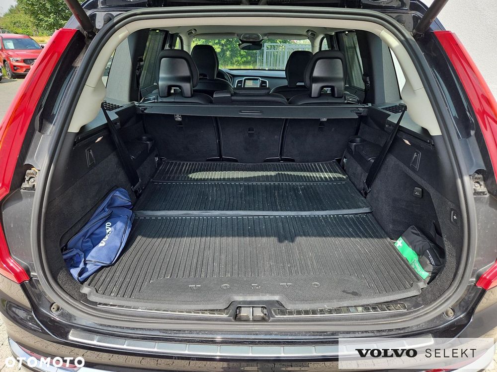 Volvo XC 90 B5 D AWD Plus Bright 7os - 23
