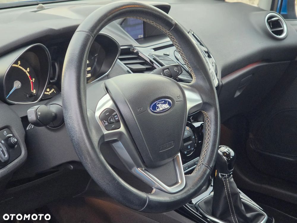 Ford Fiesta - 9