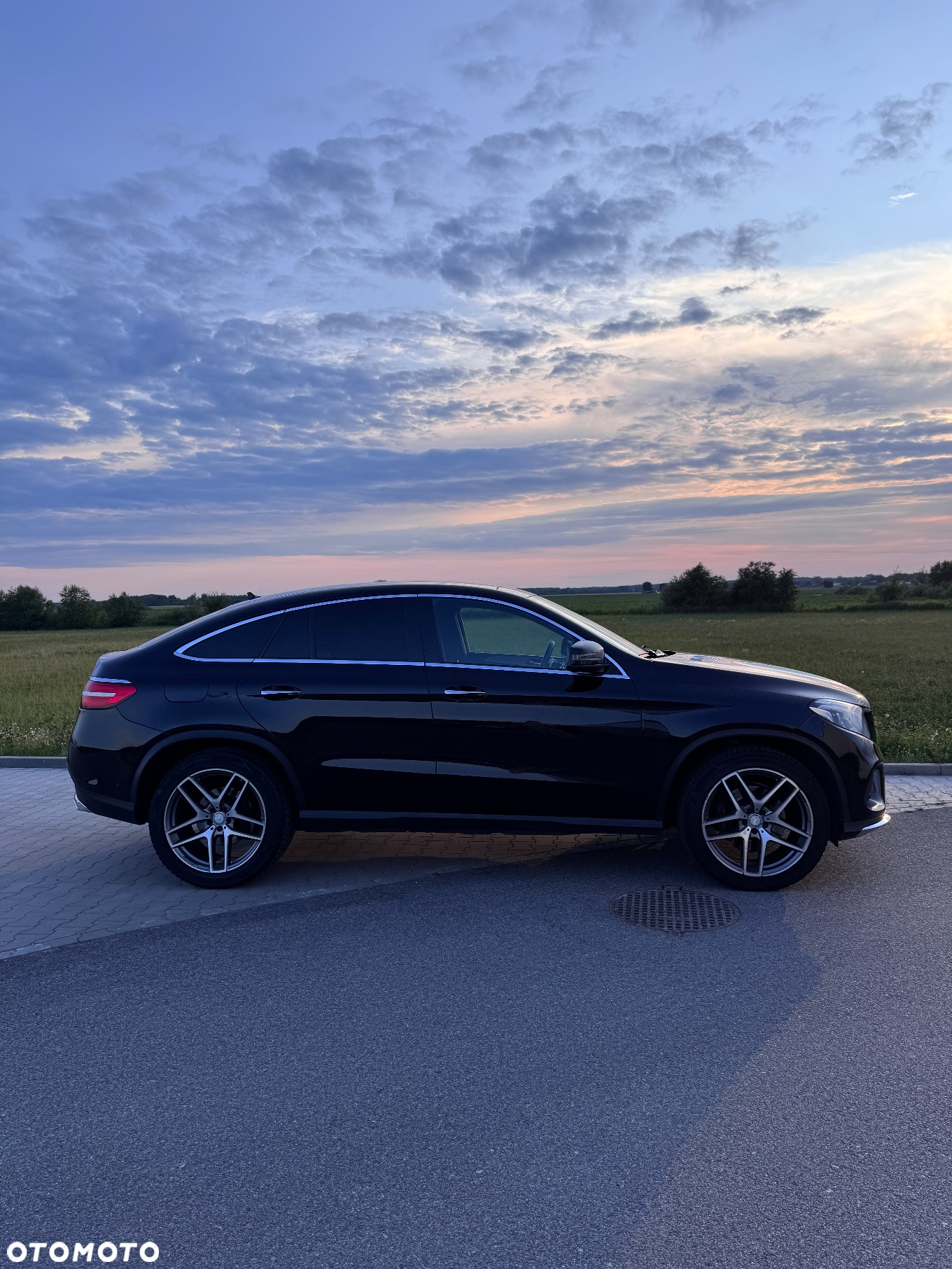 Mercedes-Benz GLE 350 d Coupe 4Matic 9G-TRONIC AMG Line - 5