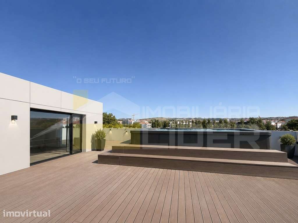 T4 penthouse duplex na Lourinha - Grande imagem: 3/30