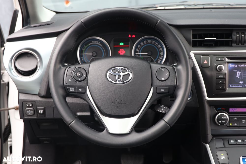 Toyota Auris 1.8 L VVT-i Hybrid Luna - 24