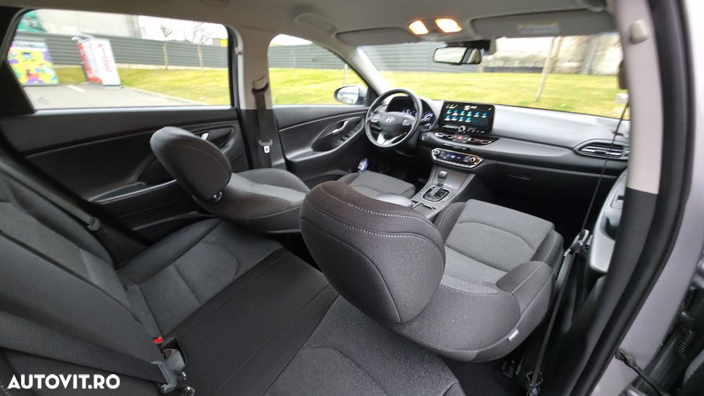 Hyundai i30 1.6 CRDI DCT Trend - 4