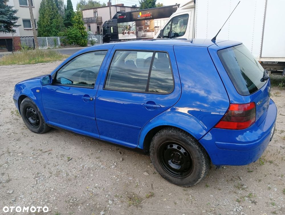 Volkswagen Golf 1.6 - 2