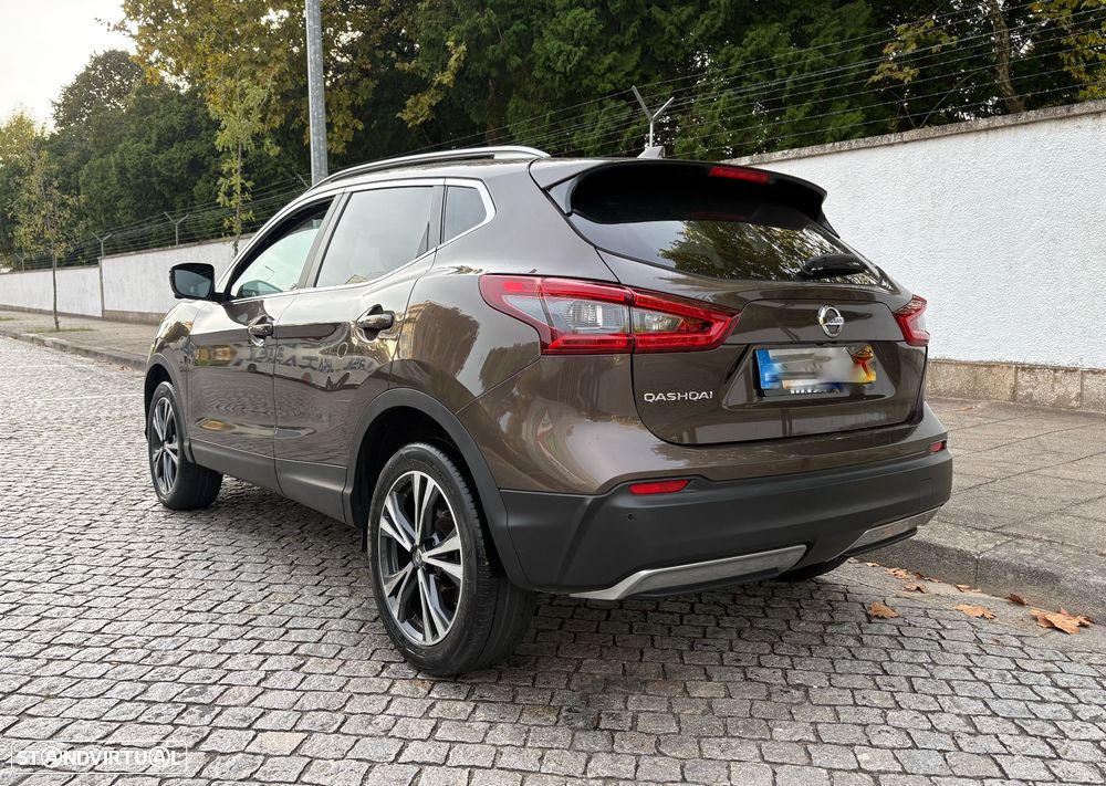 Nissan Qashqai 1.5 dCi N-Connecta 18 - 17