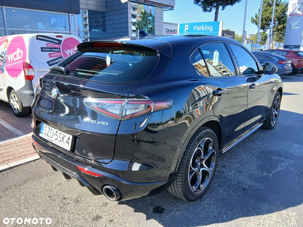 Alfa Romeo Stelvio 2.0 Turbo Veloce Q4 - 9