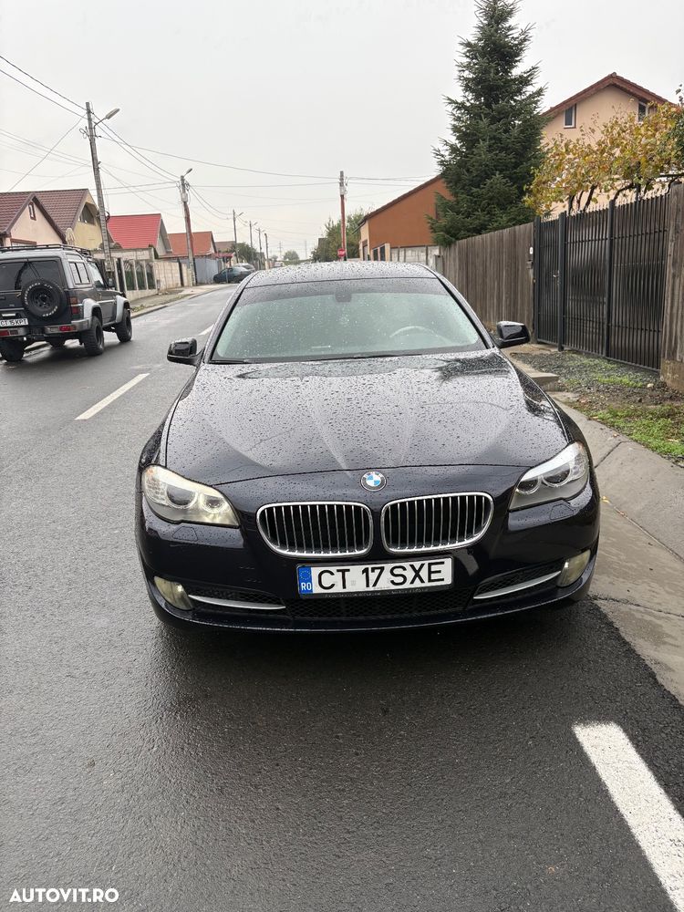 BMW Seria 5 ver-520d-touring-modern-line - 15