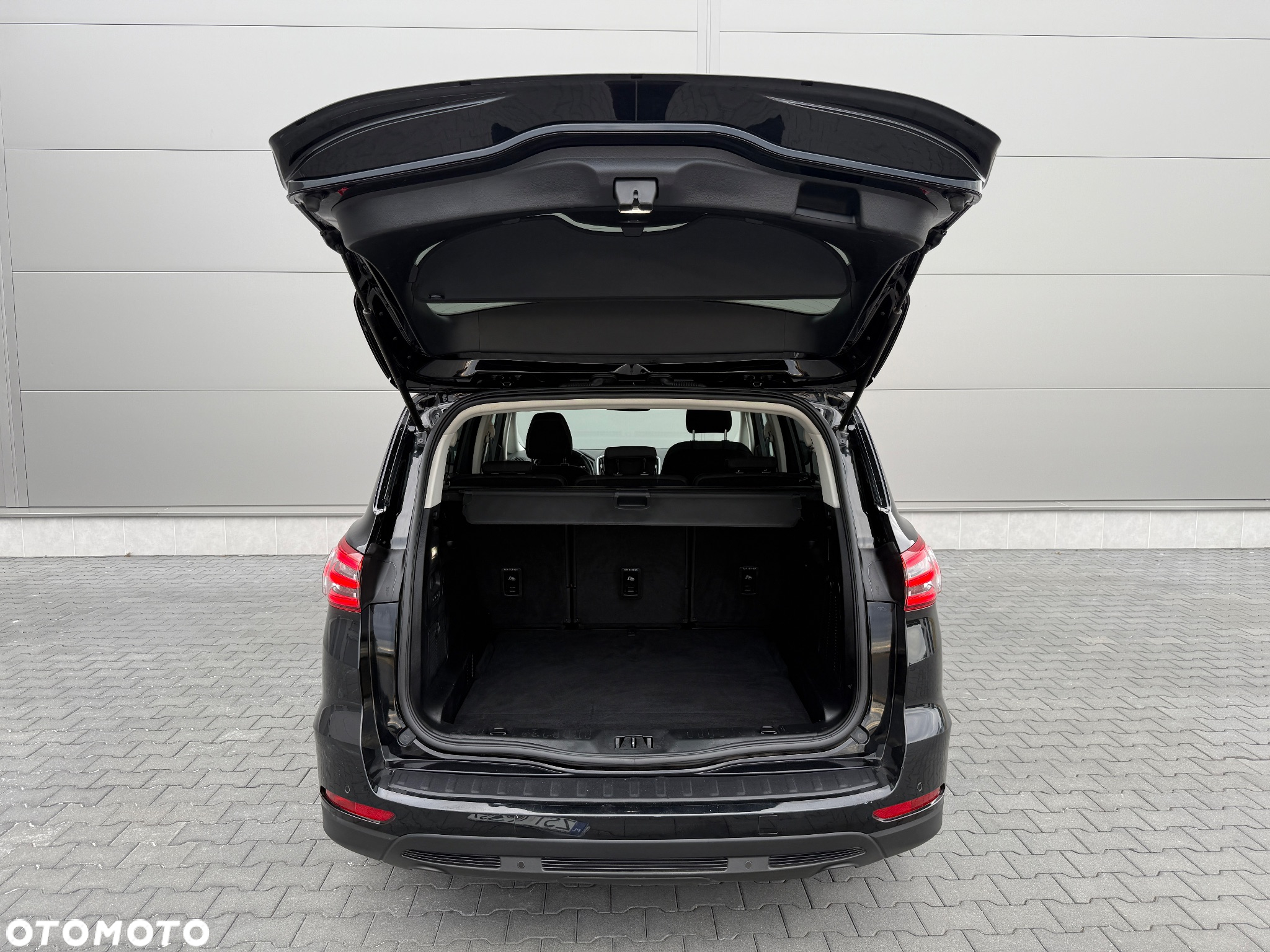 Ford S-Max - 30