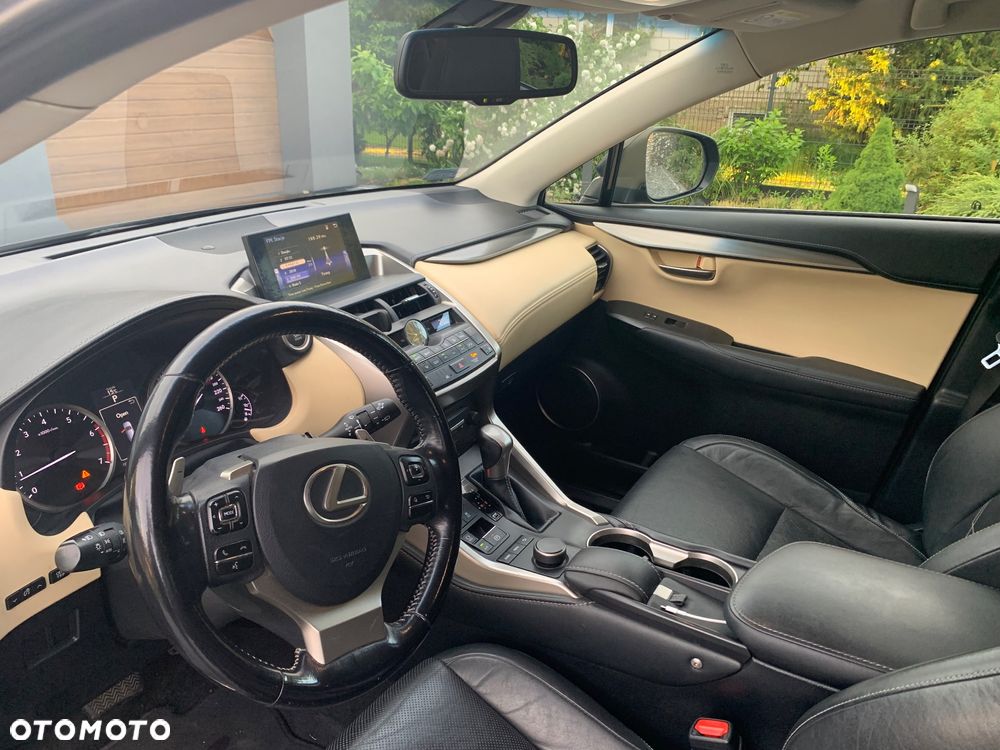 Lexus NX 200t Prestige AWD - 7