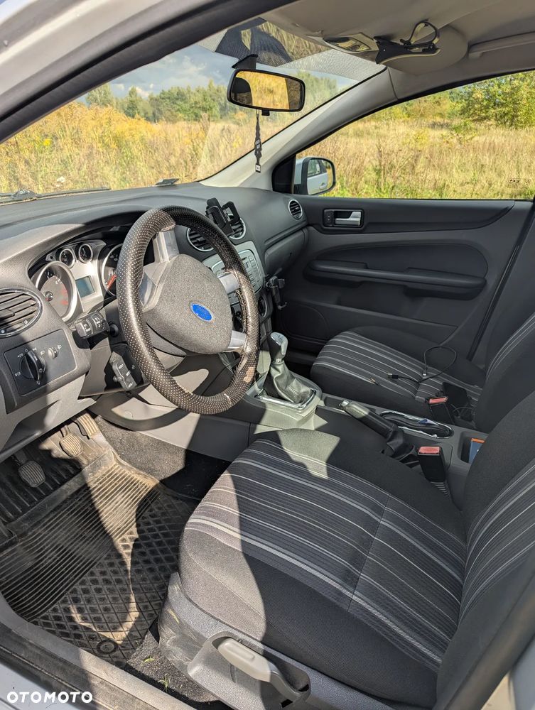 Ford Focus - 8