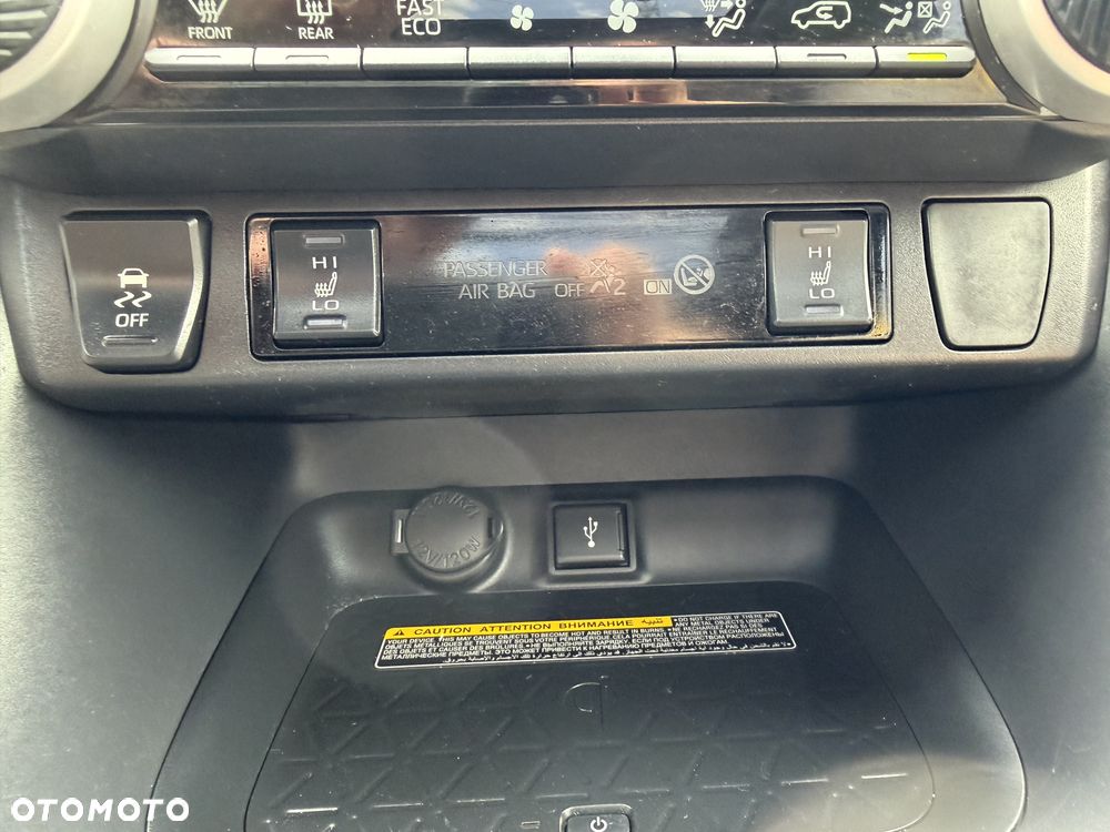 Toyota RAV4 - 19