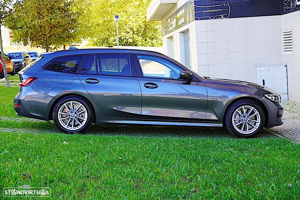 BMW 330 e Touring Auto - 8