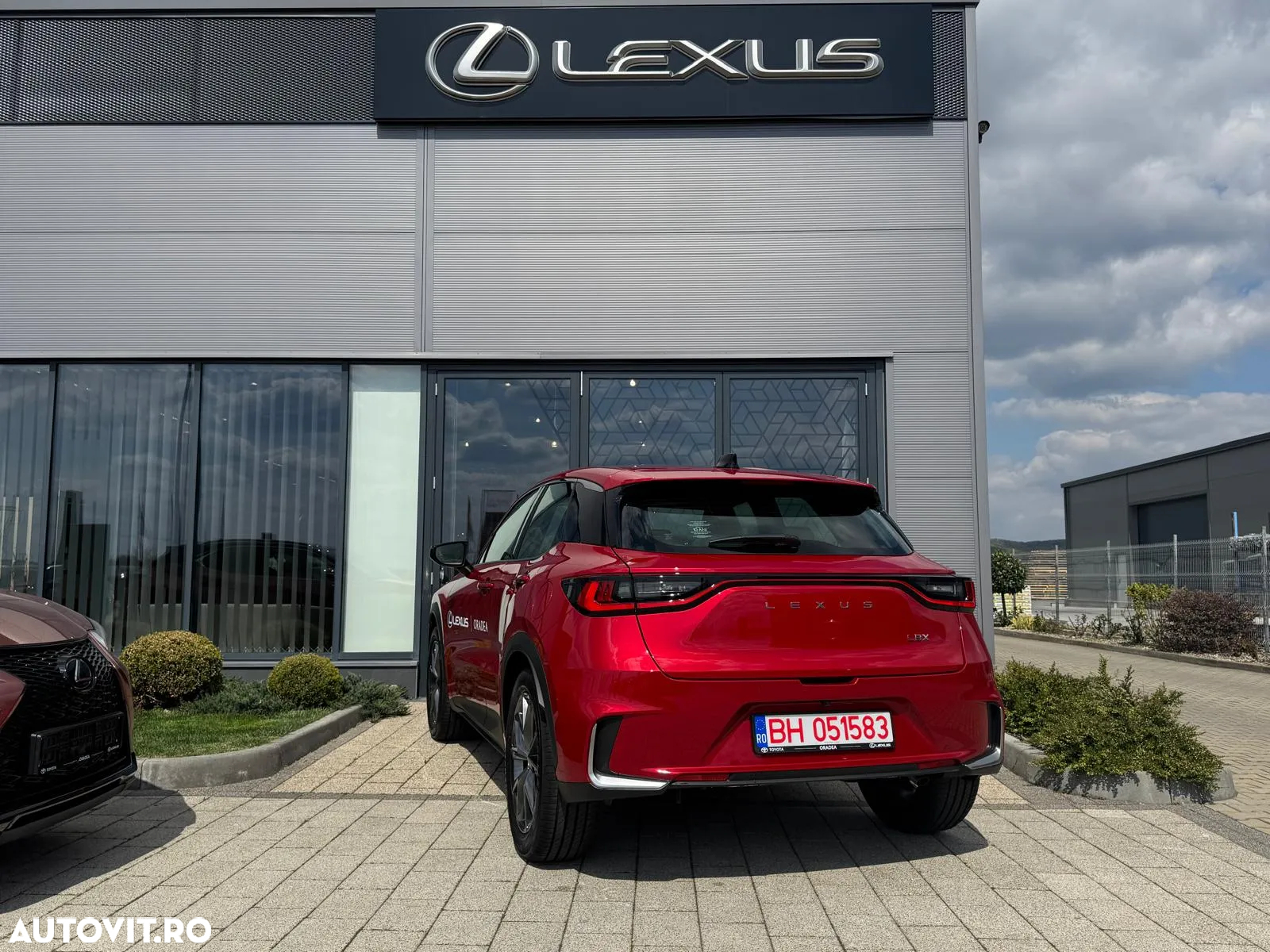 Lexus LBX 1.5 HEV 4x2 CVT Elegant - 6