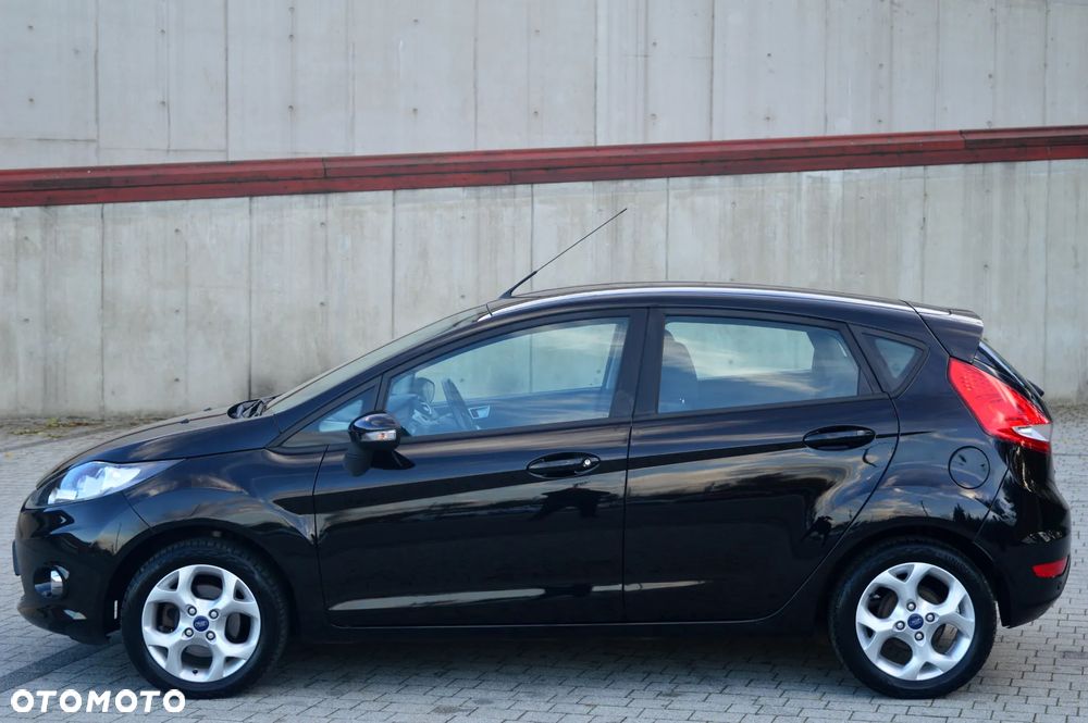 Ford Fiesta - 7