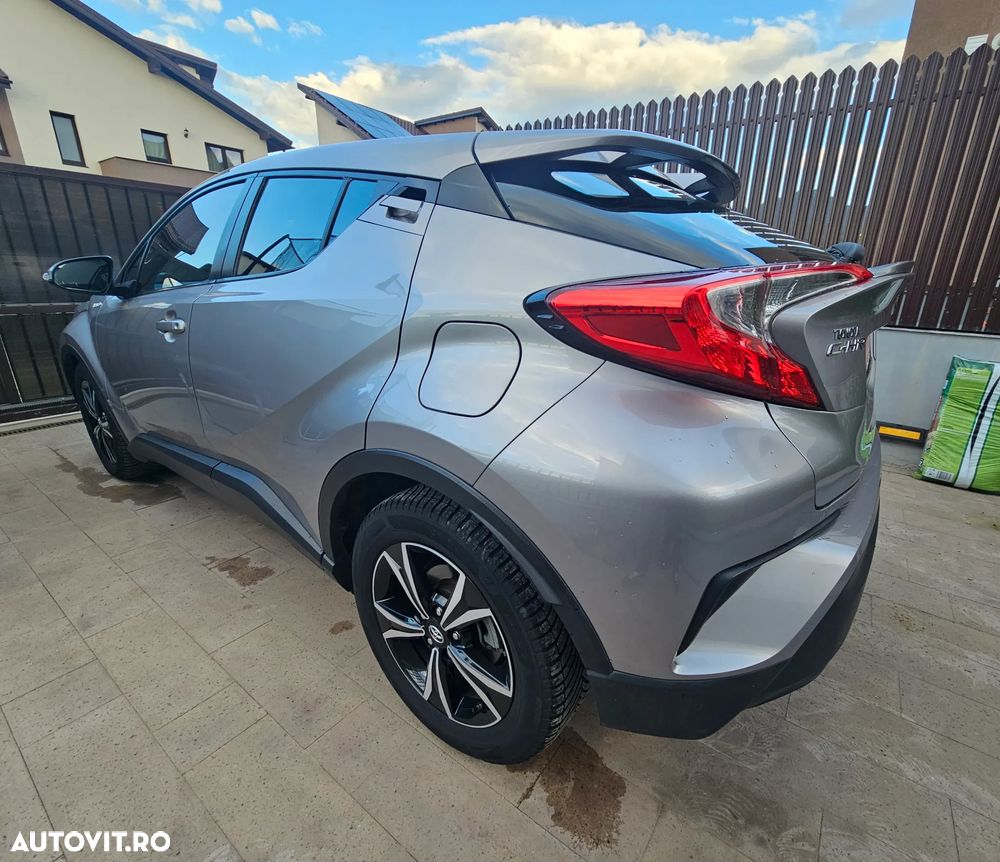 Toyota C-HR - 4