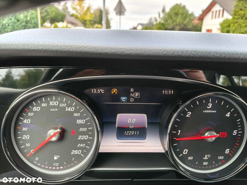 Mercedes-Benz Klasa E 200 d 9G-TRONIC - 6