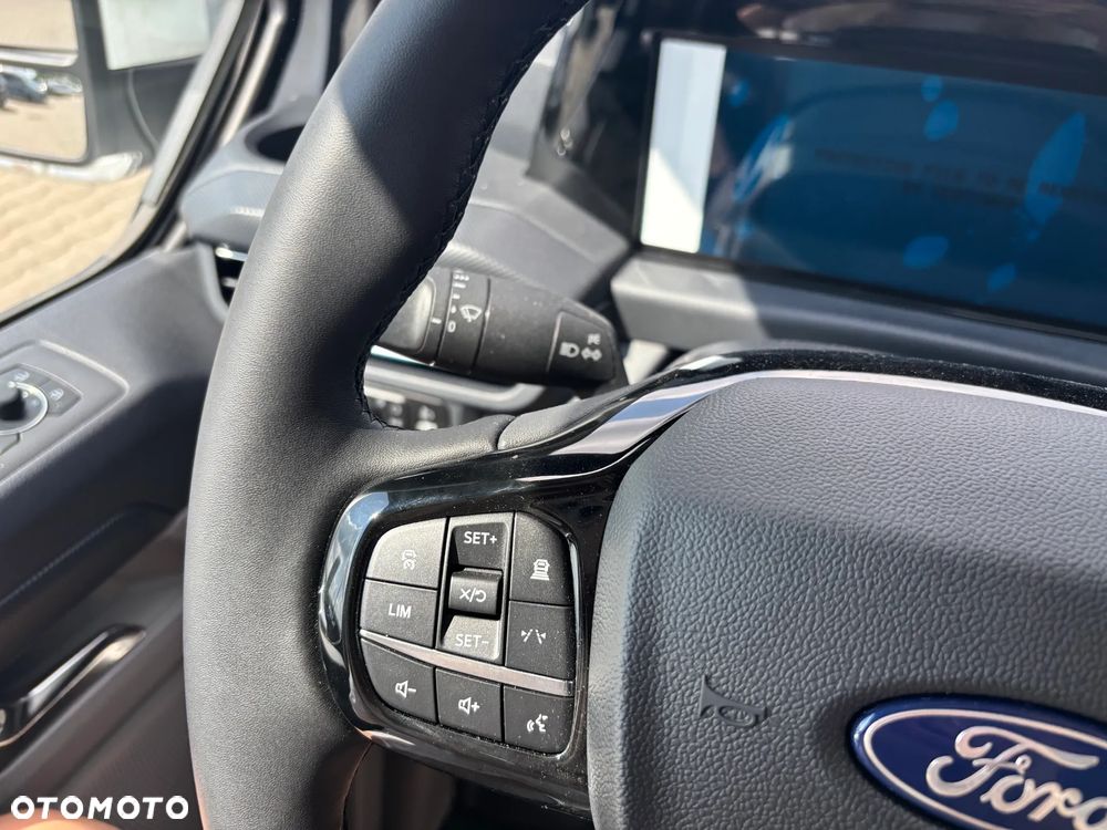 Ford Transit Custom - 13