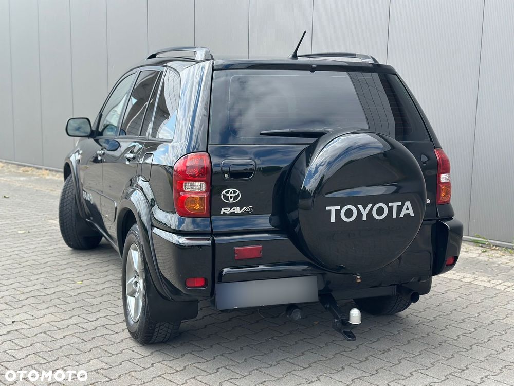 Toyota RAV4 - 4