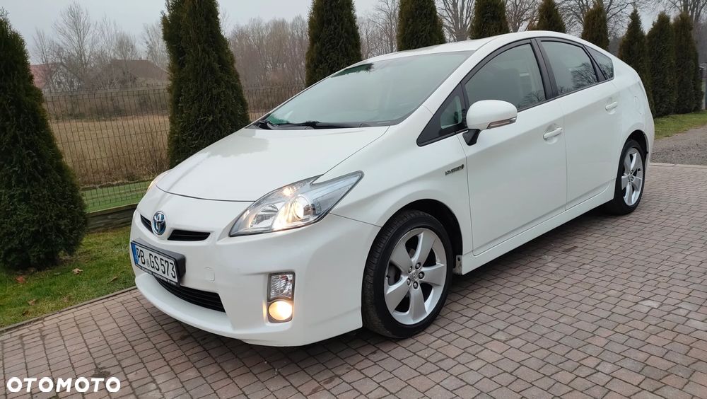 Toyota Prius (Hybrid) Comfort - 1