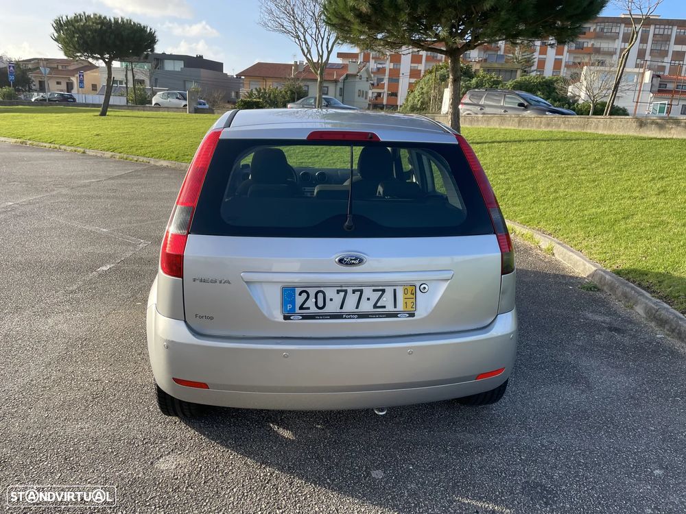 Ford Fiesta 1.25 Ghia - 3
