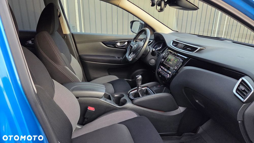 Nissan Qashqai 1.3 DIG-T N-CONNECTA - 13