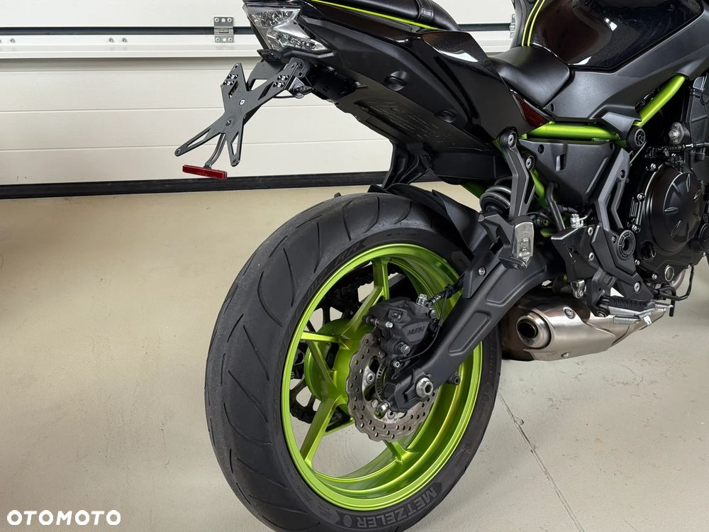 Kawasaki Z 650 - 16