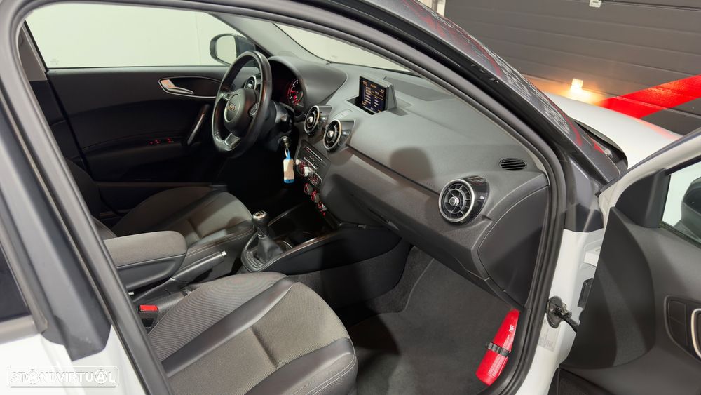 Audi A1 Sportback 1.0 TFSI ultra sport - 17