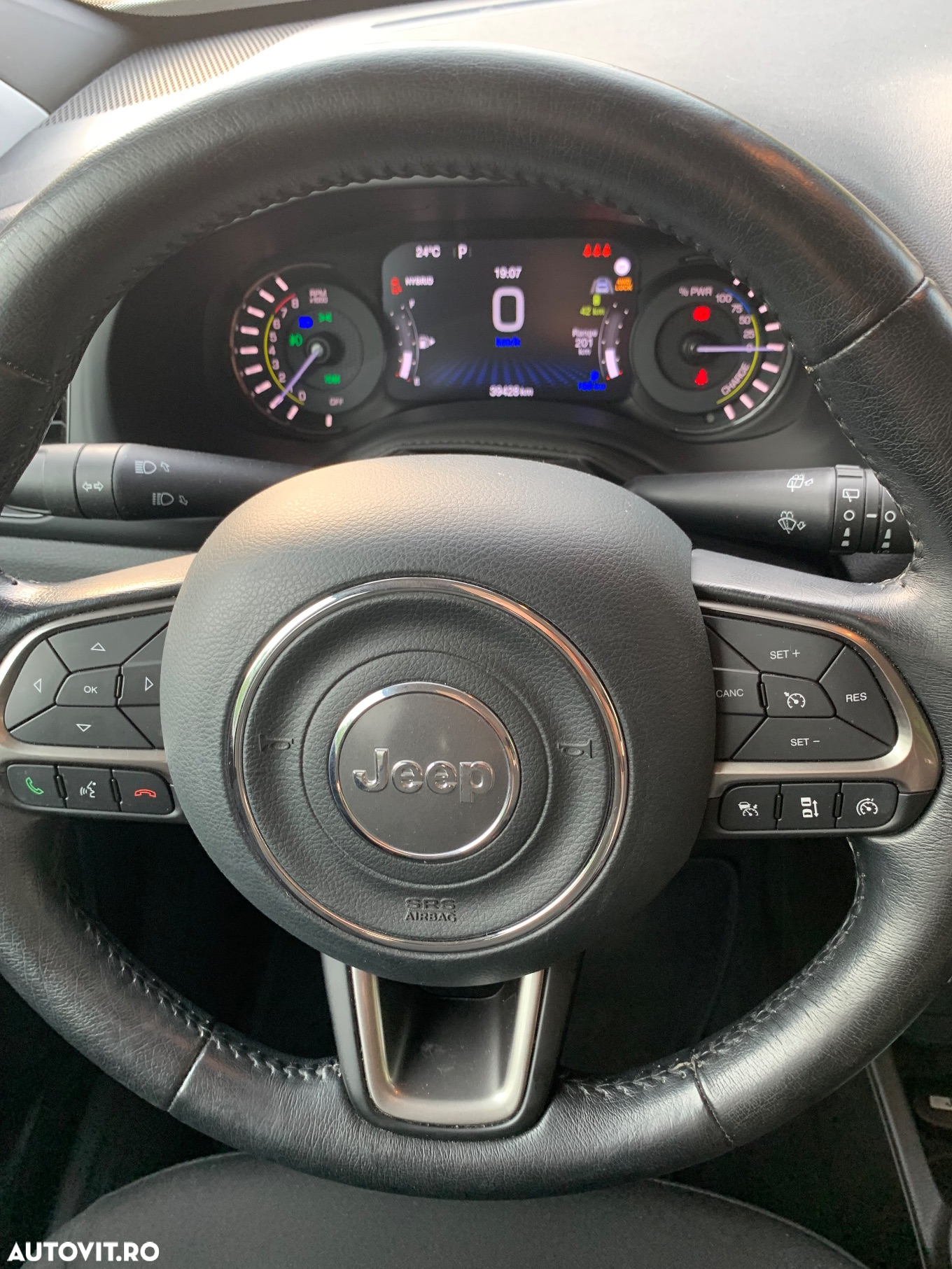 Jeep Renegade 1.3 T-GDI 4xe PLUG-IN Hybrid Automatik Summit - 31