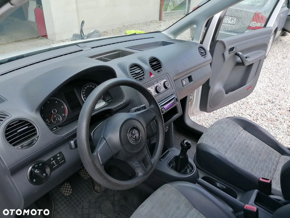 Volkswagen Caddy - 10