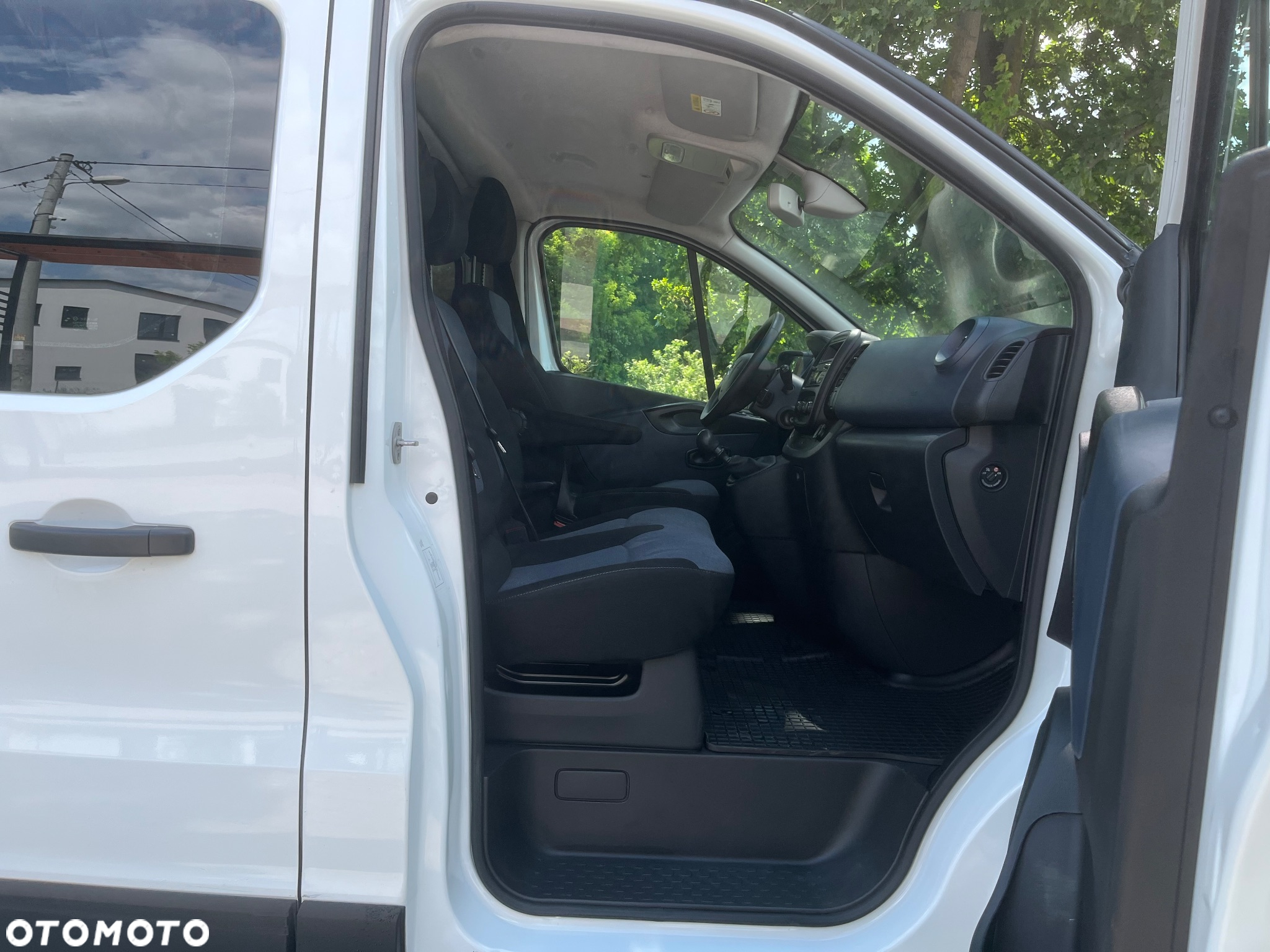 Opel Vivaro - 22