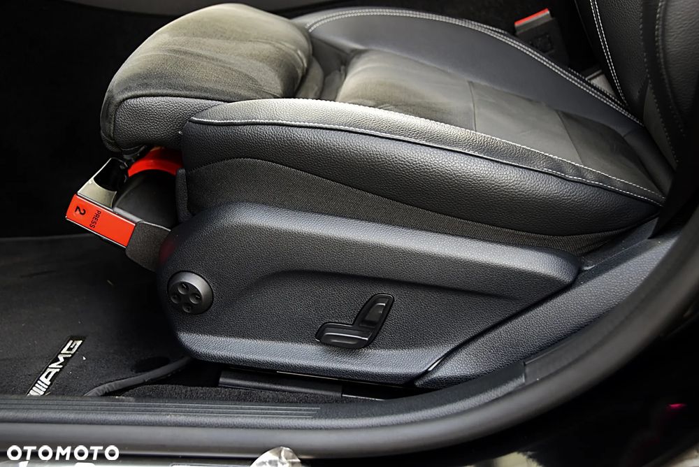 Mercedes-Benz Klasa E 220 d 4-Matic AMG - 30