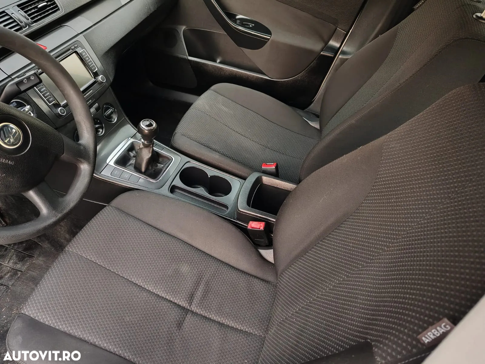 Volkswagen Passat - 5