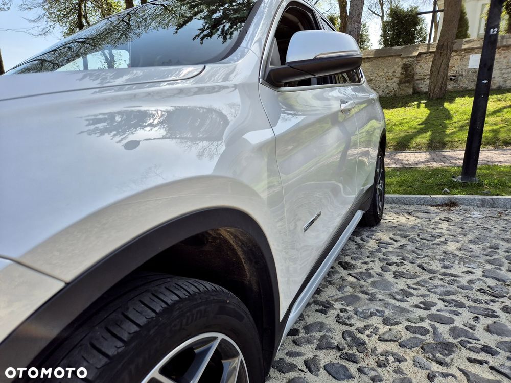 BMW X1 sDrive18d xLine - 28