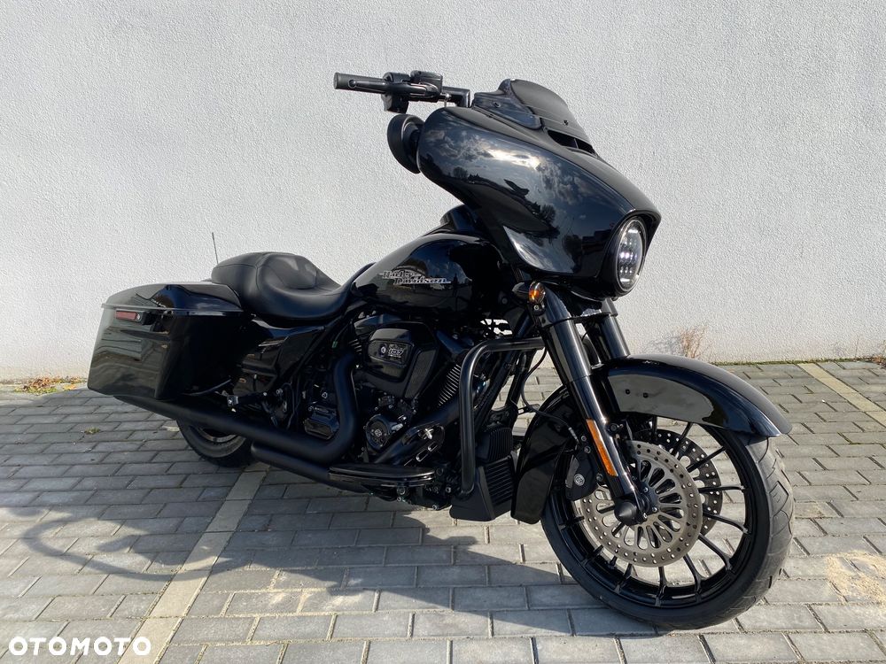 Harley-Davidson Touring Street Glide - 3