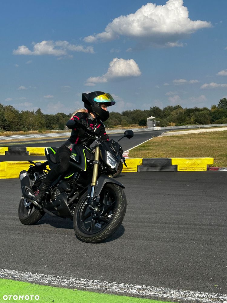 QJMOTOR SRK 125S - 2