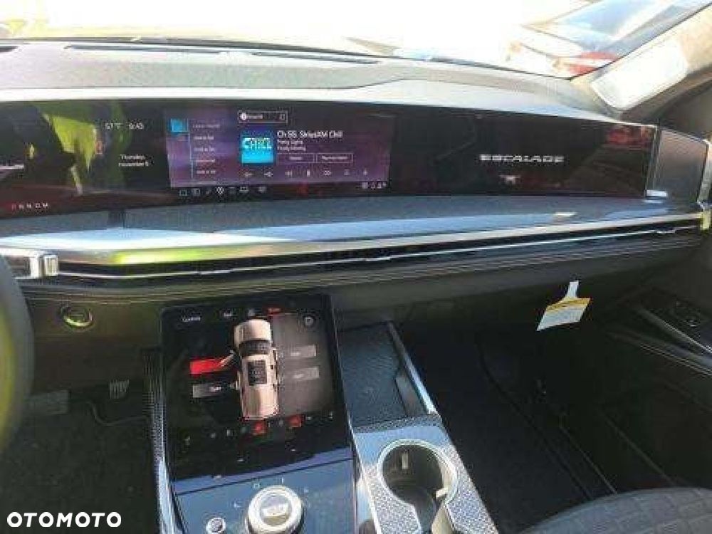 Cadillac Escalade - 15