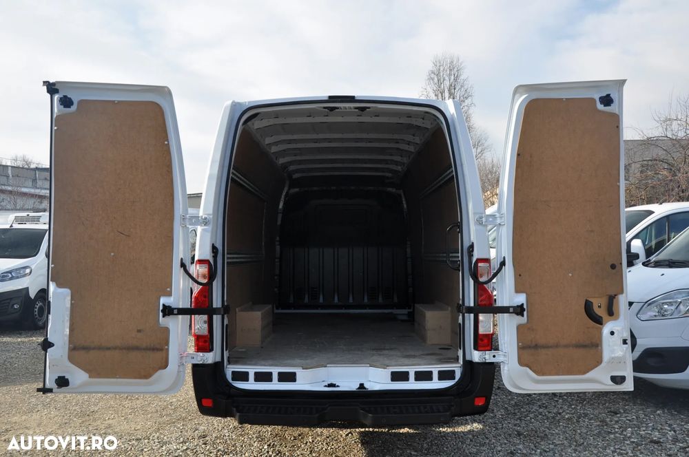 Renault Master L4H2 Van - 7