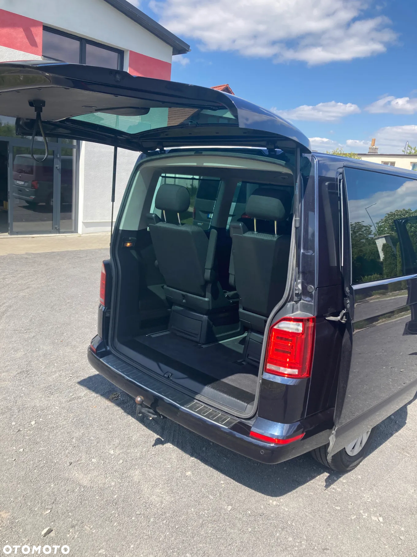 Volkswagen Multivan 2.0 TDI L1 Trendline DSG - 9