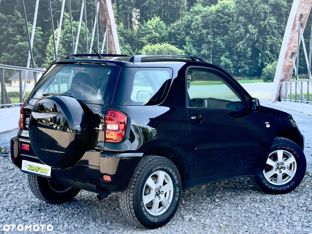 Toyota RAV4 - 12
