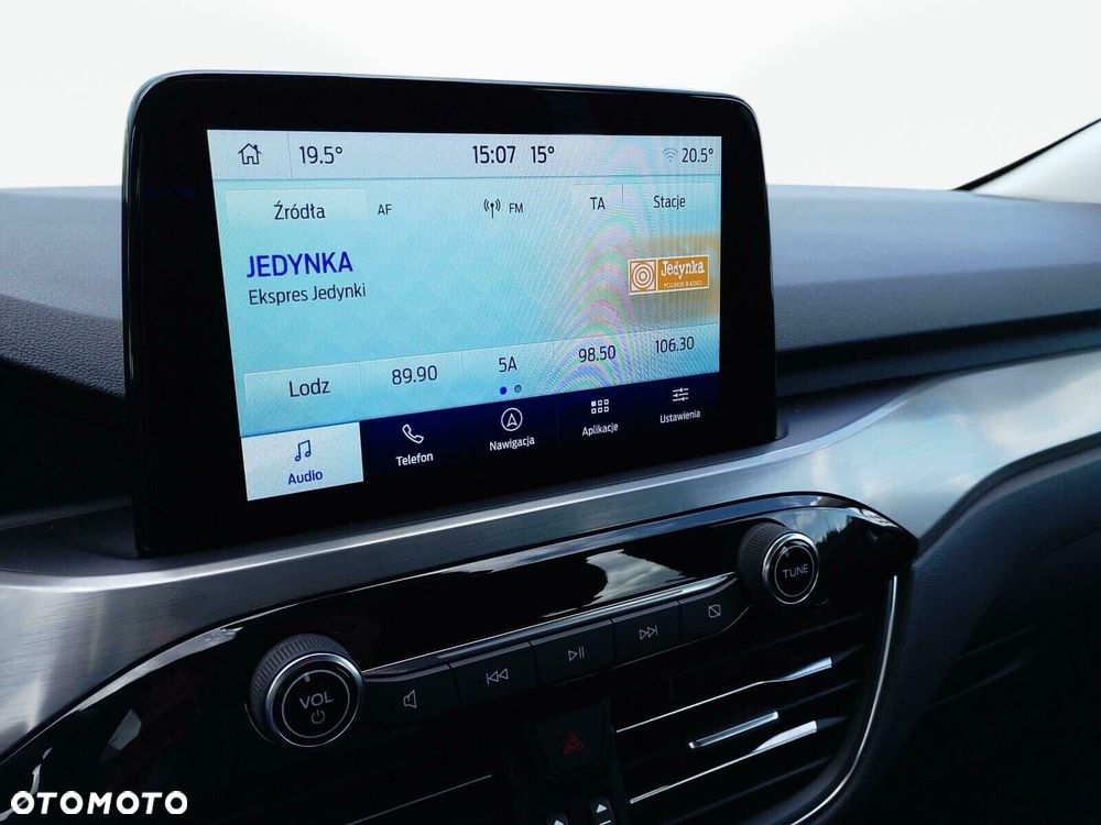 Ford Kuga - 22