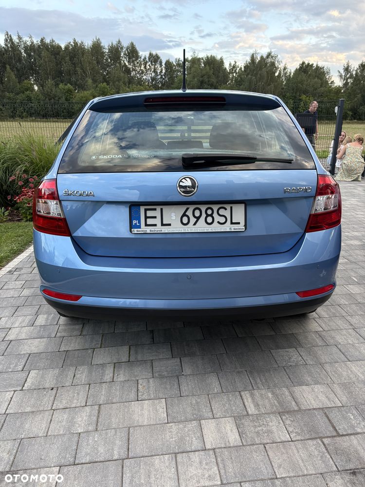Skoda RAPID 1.2 TSI Ambition - 8
