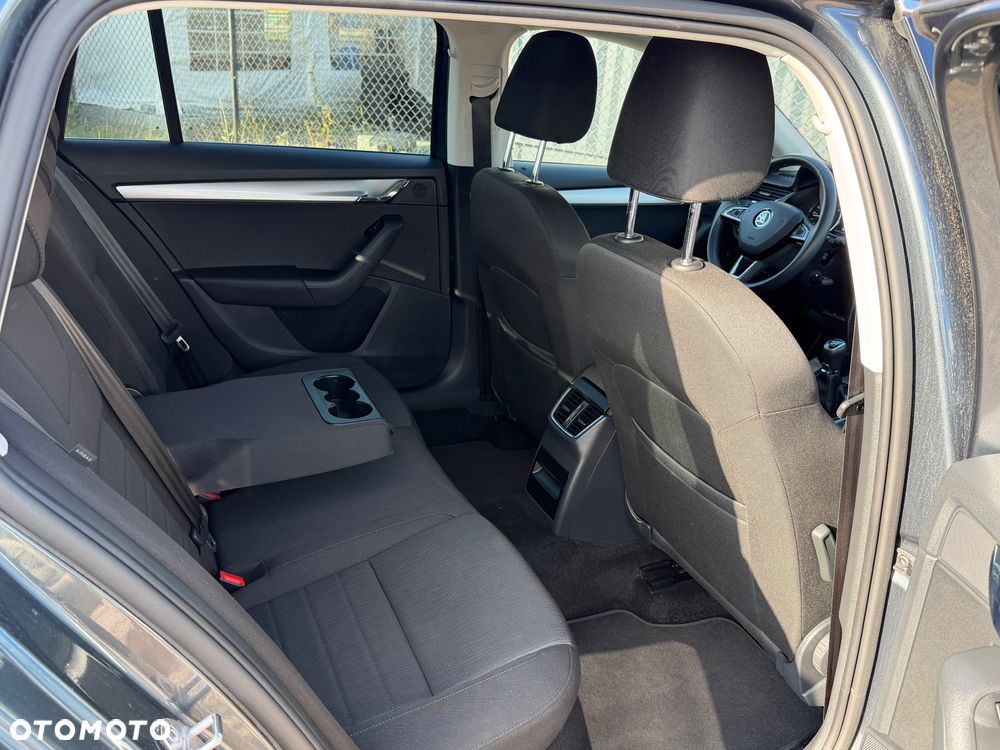 Skoda Octavia - 10